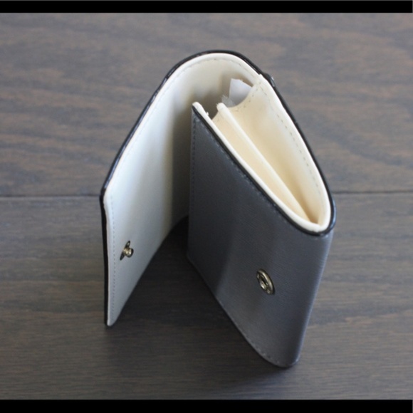 NWT Kate Spade Mikas Pond Christine Wallet - Grey - Picture 3 of 4